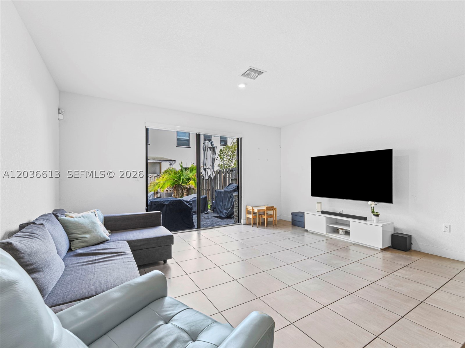MC RESIDENTIAL - Residential Lease