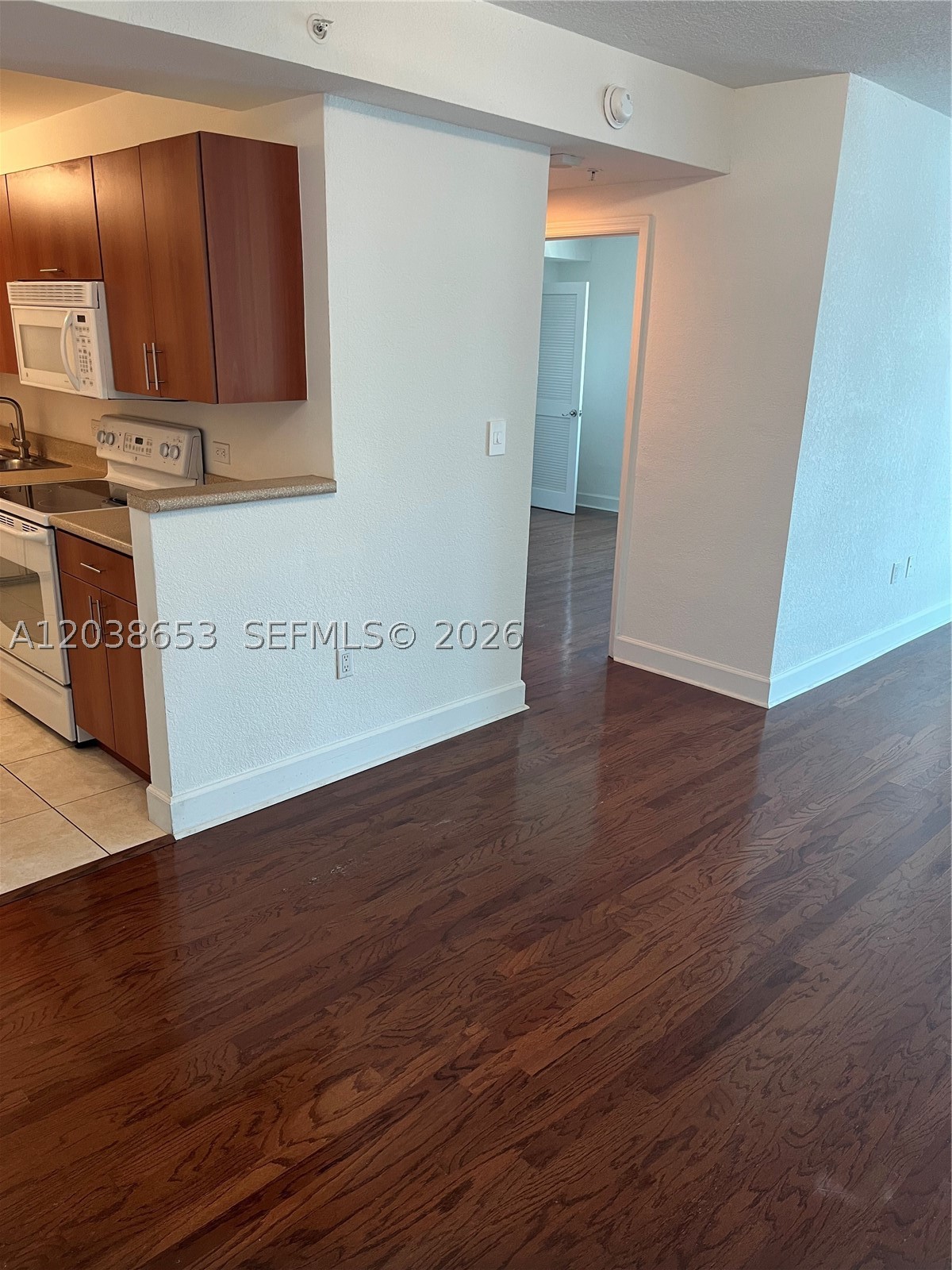 TREASURES ON THE BAY II C - Residential Lease