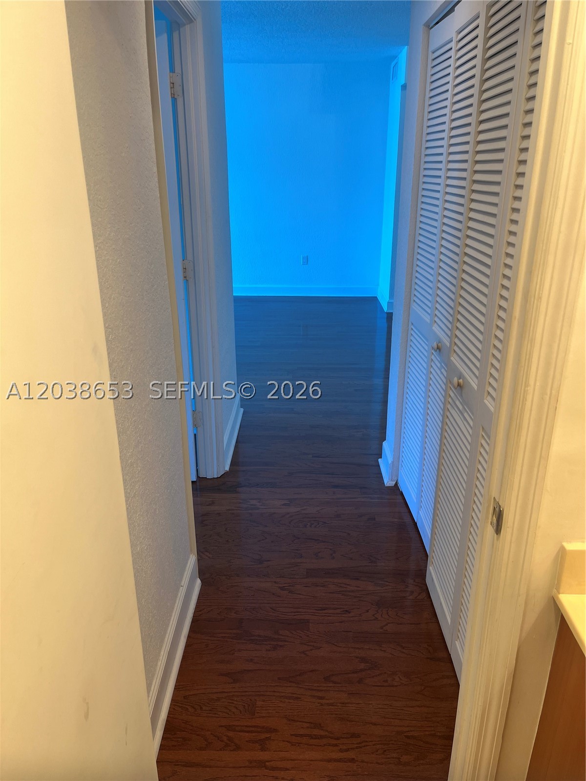 TREASURES ON THE BAY II C - Residential Lease