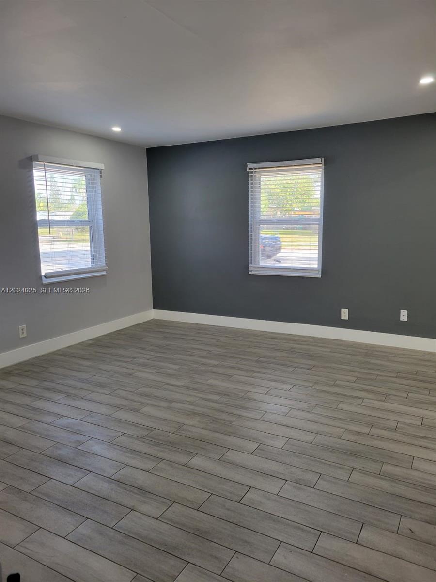 UNIVERSITY PARK - Residential Lease