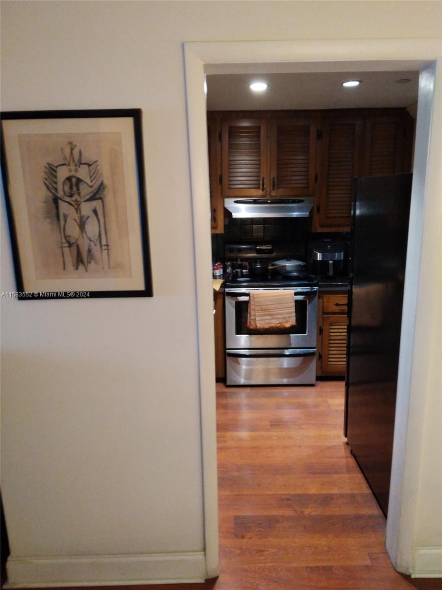 GABLES PARK TOWER CONDO - Residential