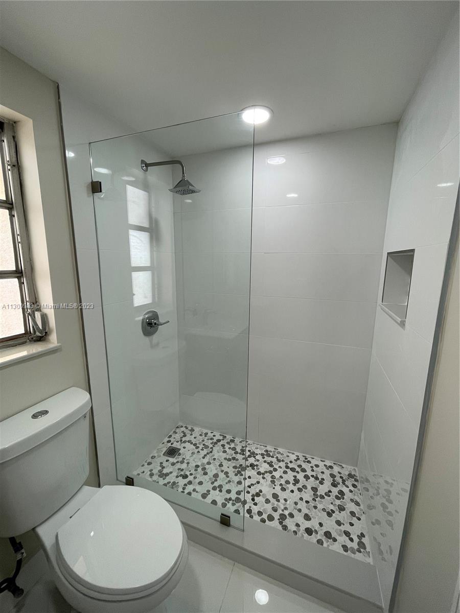 FERNWOODS CONDO NO 1 - Residential Lease