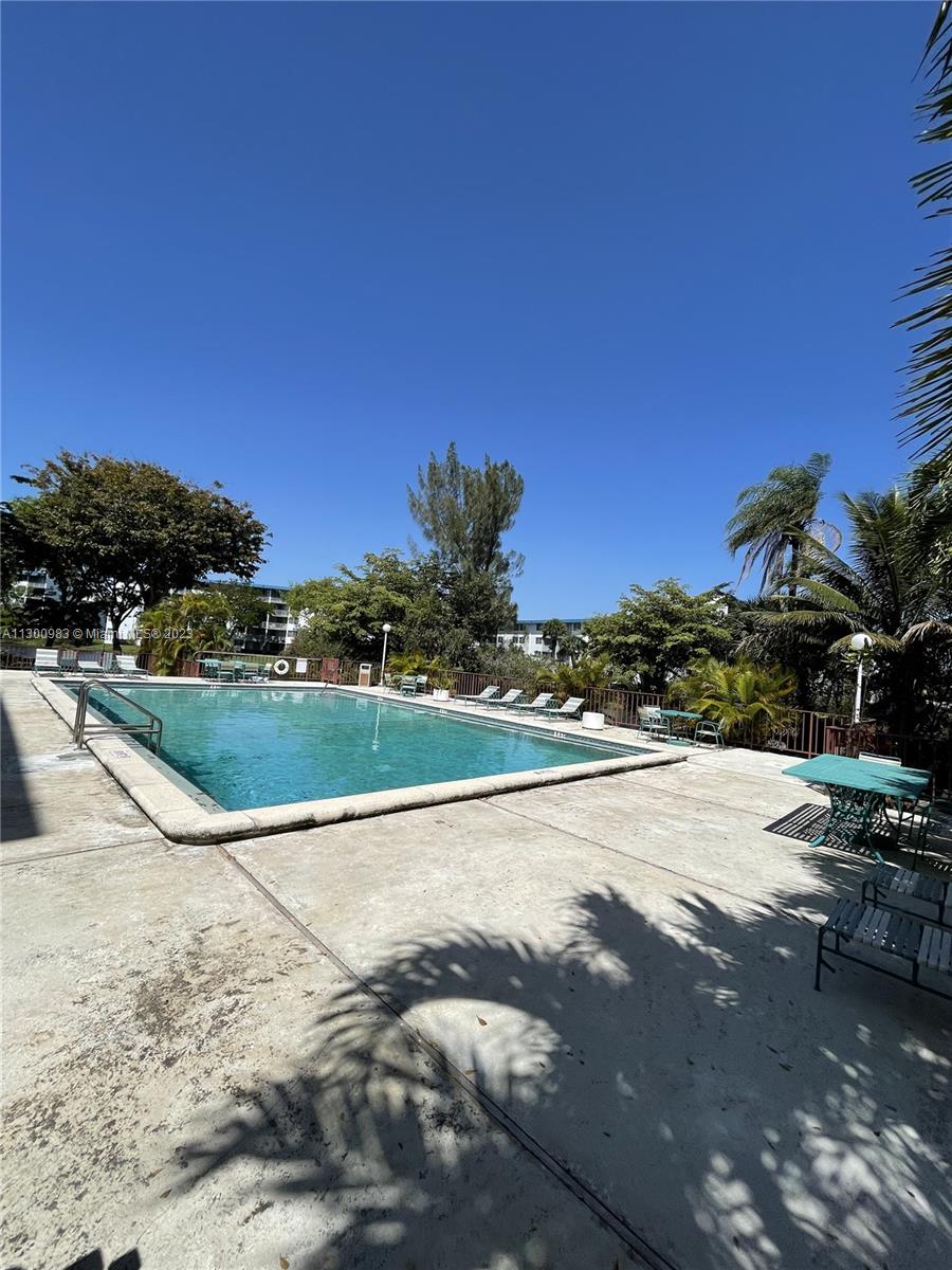 FERNWOODS CONDO NO 1 - Residential Lease