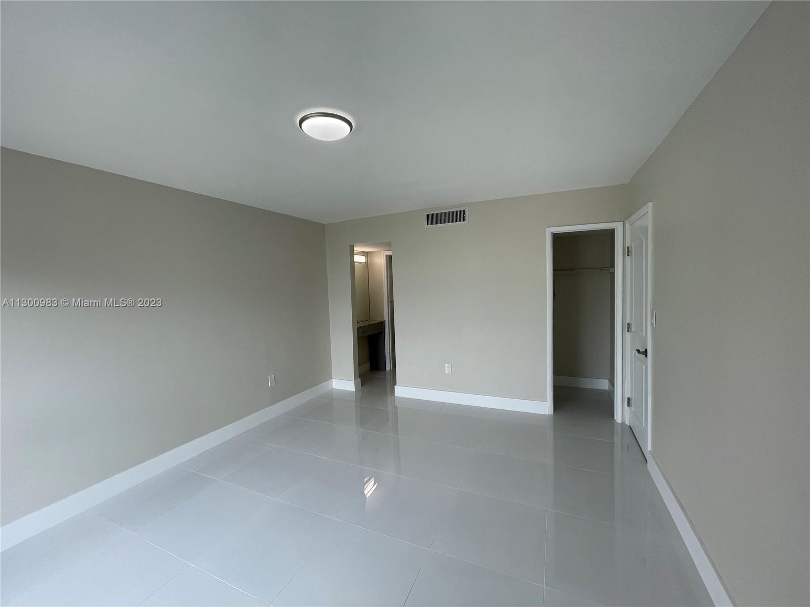 FERNWOODS CONDO NO 1 - Residential Lease