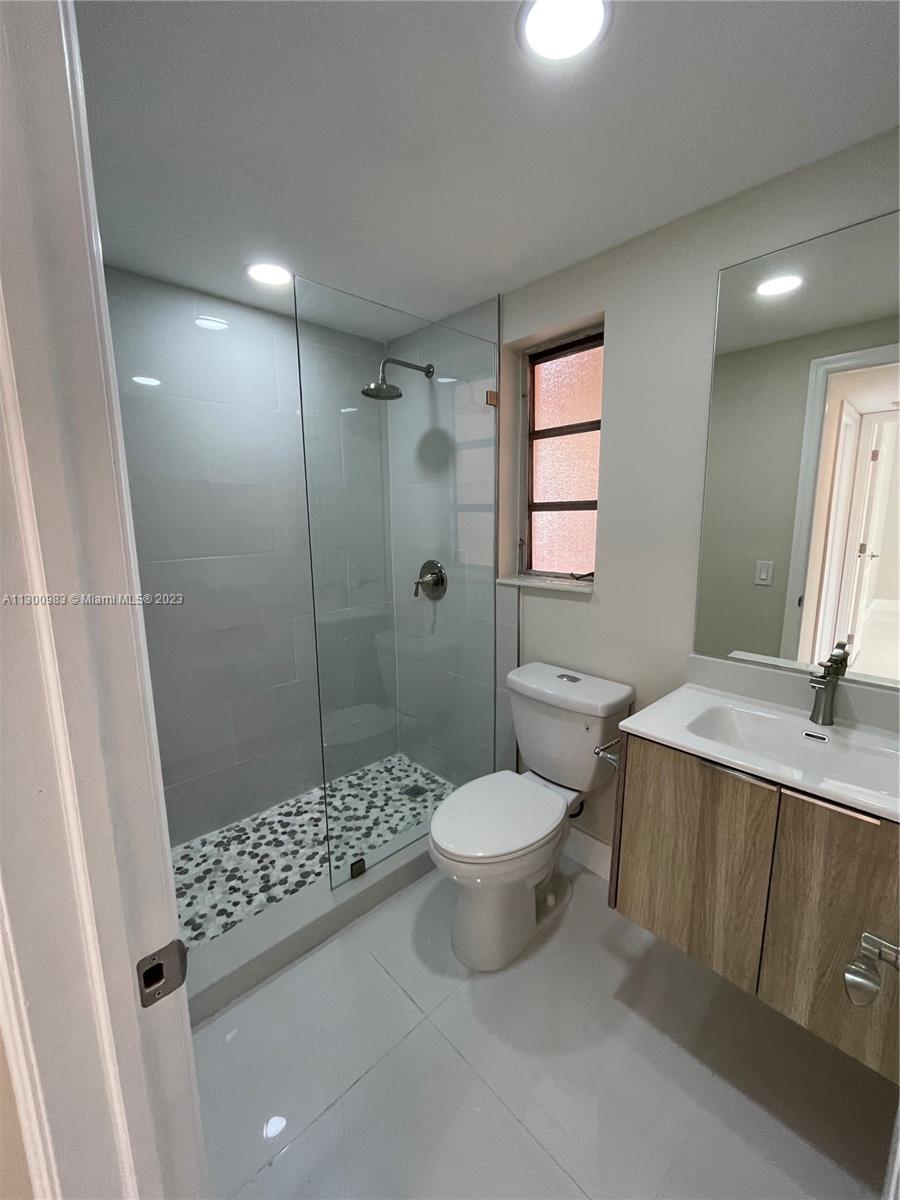 FERNWOODS CONDO NO 1 - Residential Lease