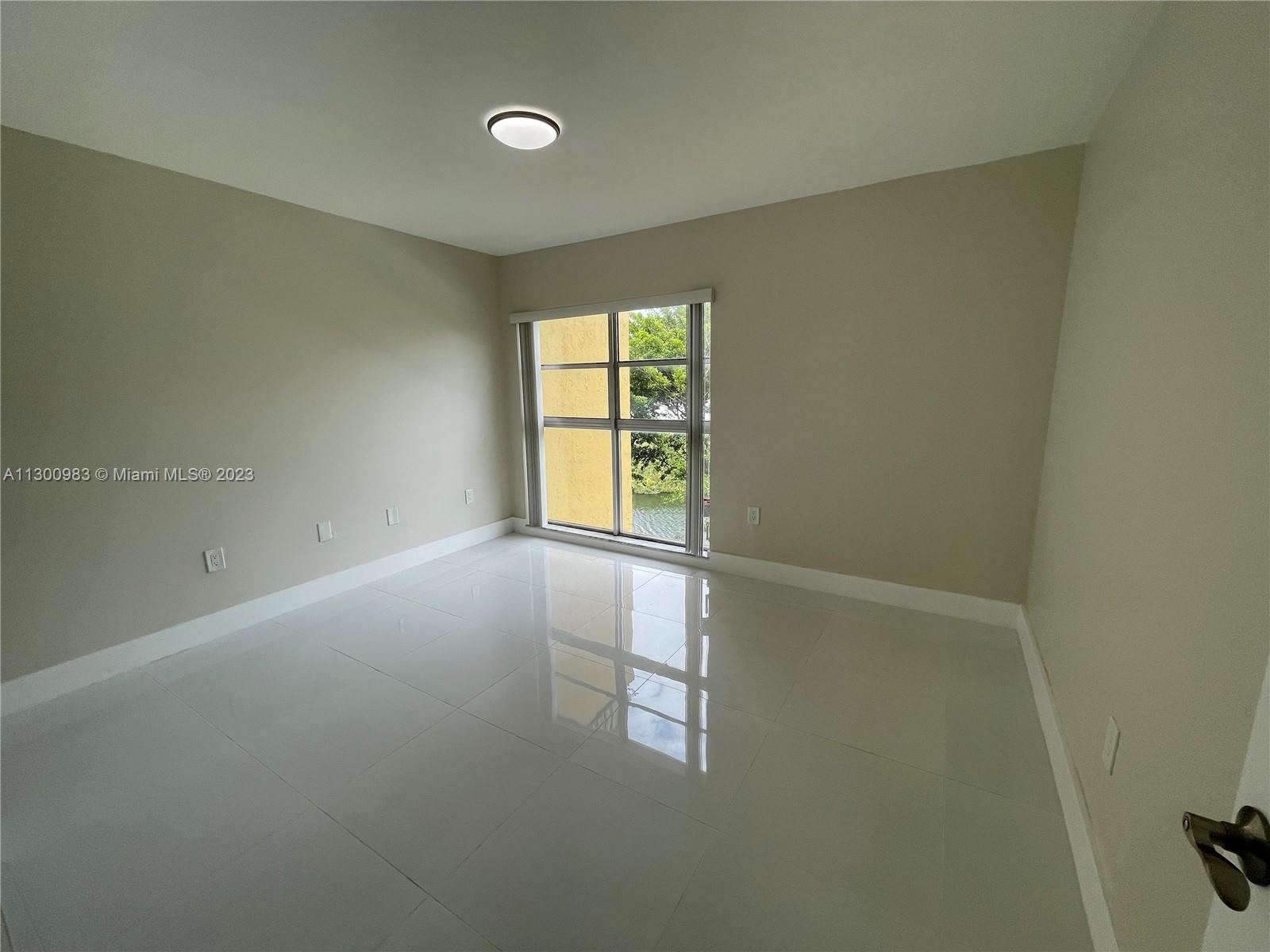 FERNWOODS CONDO NO 1 - Residential Lease