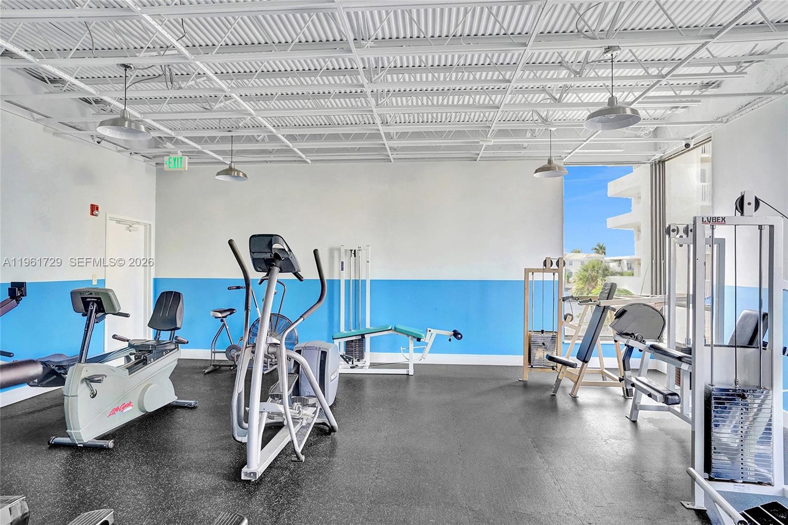 ALLINGTON TOWERS CONDO - Residential
