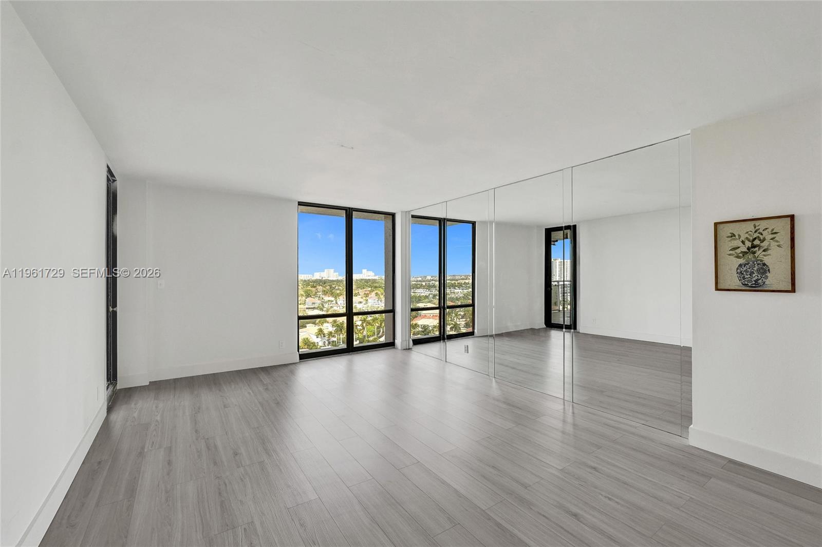 ALLINGTON TOWERS CONDO - Residential