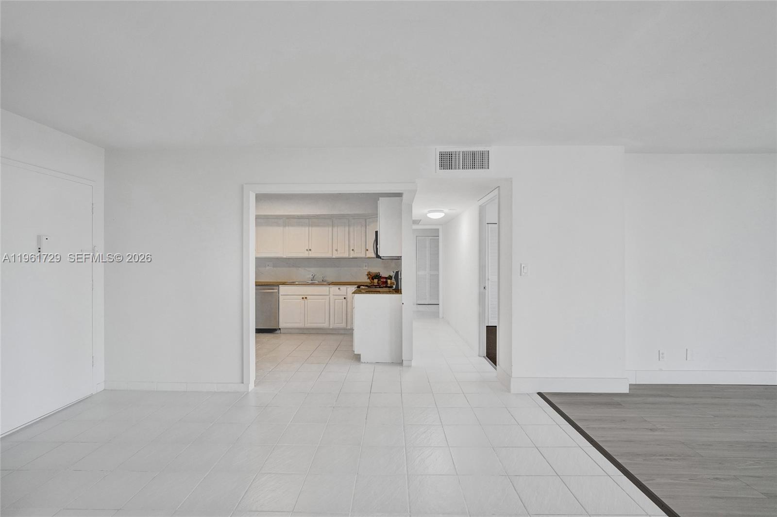 ALLINGTON TOWERS CONDO - Residential