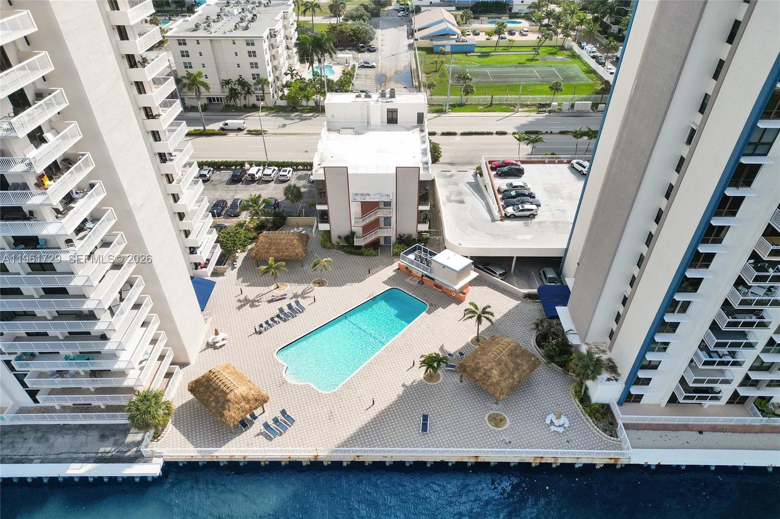 ALLINGTON TOWERS CONDO - Residential