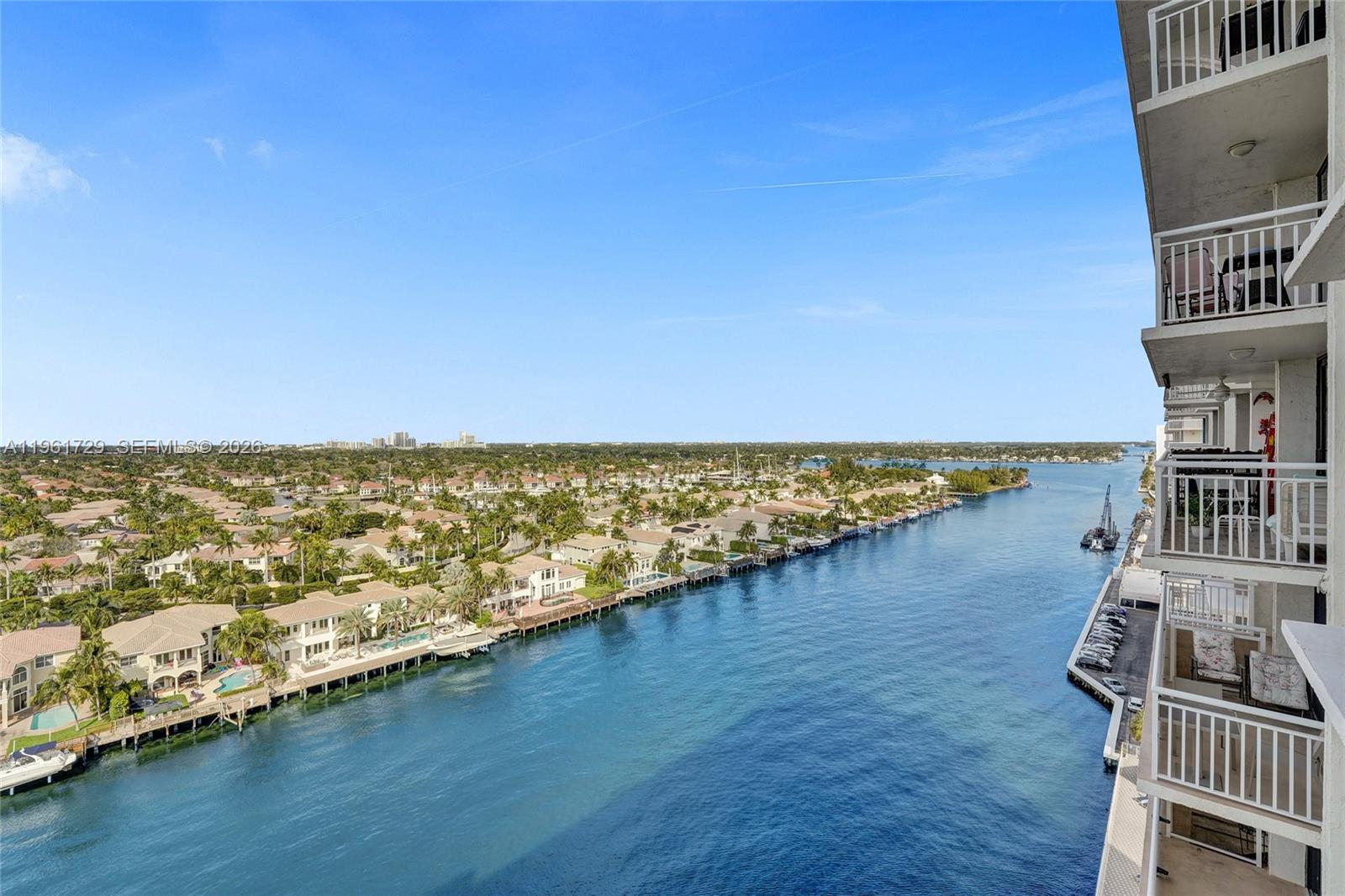 ALLINGTON TOWERS CONDO - Residential