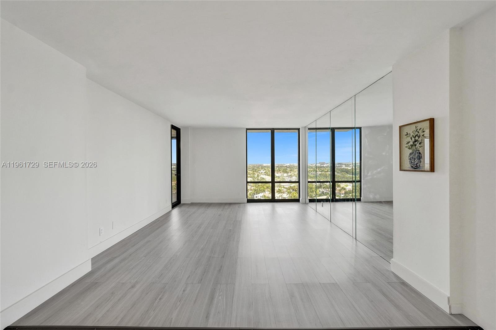 ALLINGTON TOWERS CONDO - Residential