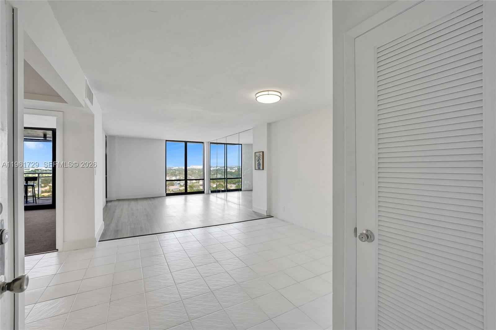 ALLINGTON TOWERS CONDO - Residential