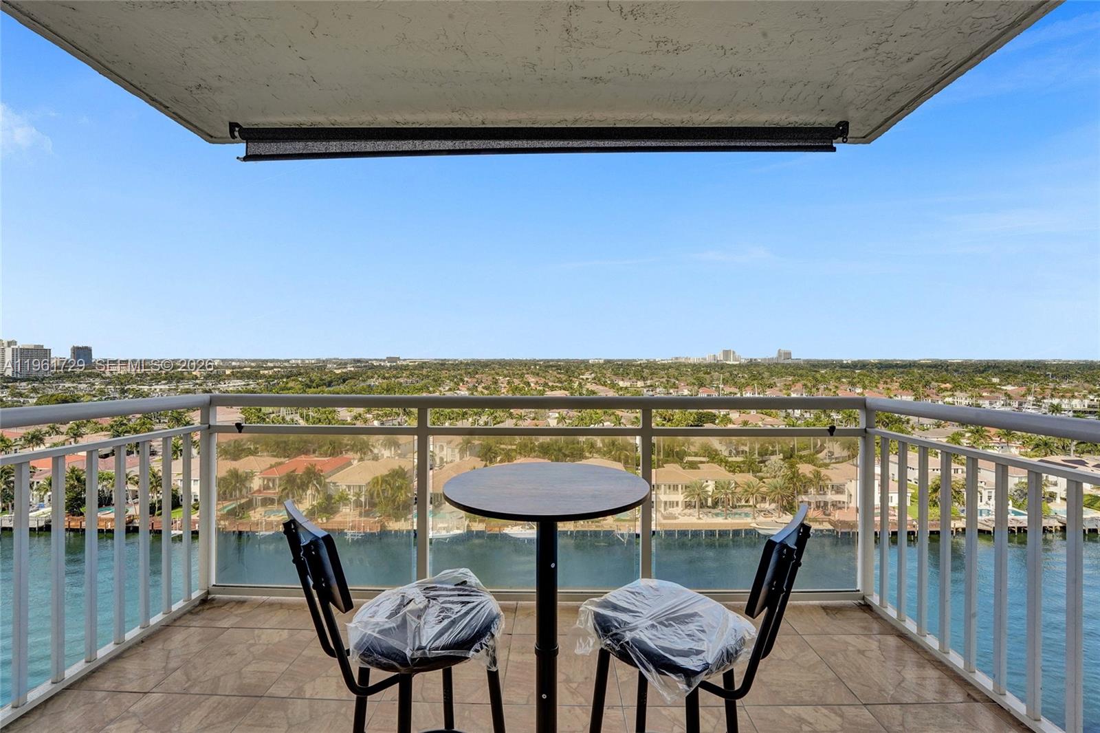 ALLINGTON TOWERS CONDO - Residential