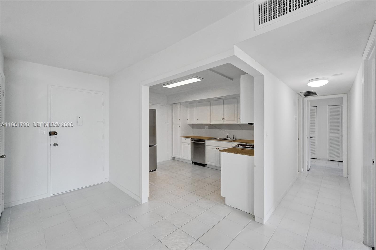 ALLINGTON TOWERS CONDO - Residential