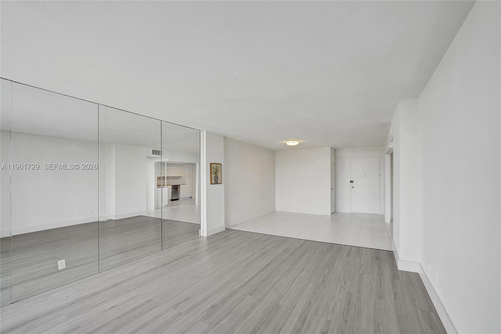 ALLINGTON TOWERS CONDO - Residential