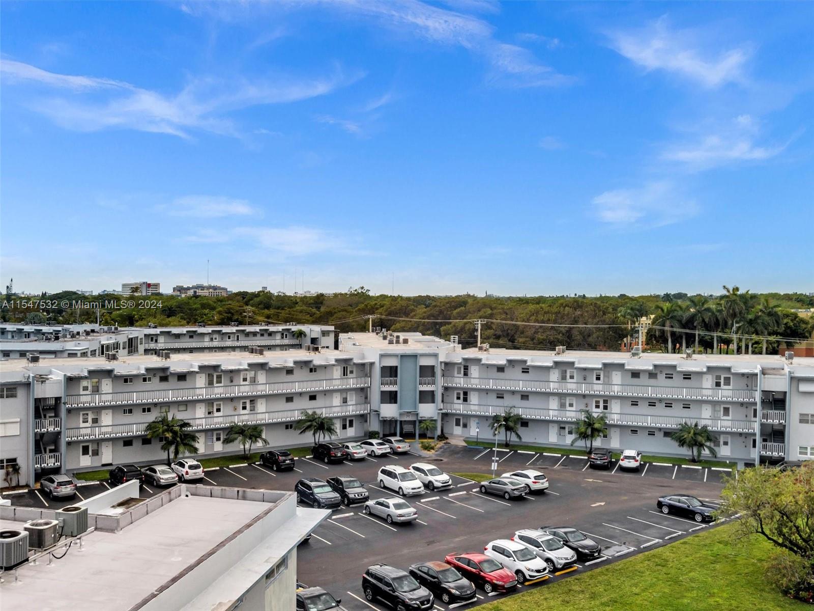 SHERIDAN LAKES CONDO APTS - Residential