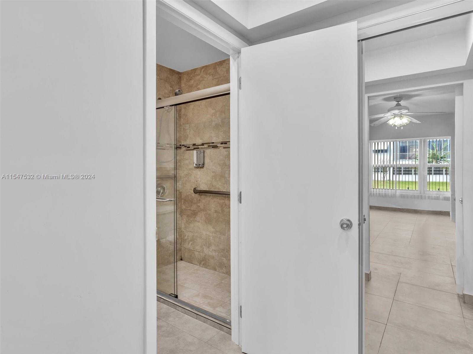 SHERIDAN LAKES CONDO APTS - Residential