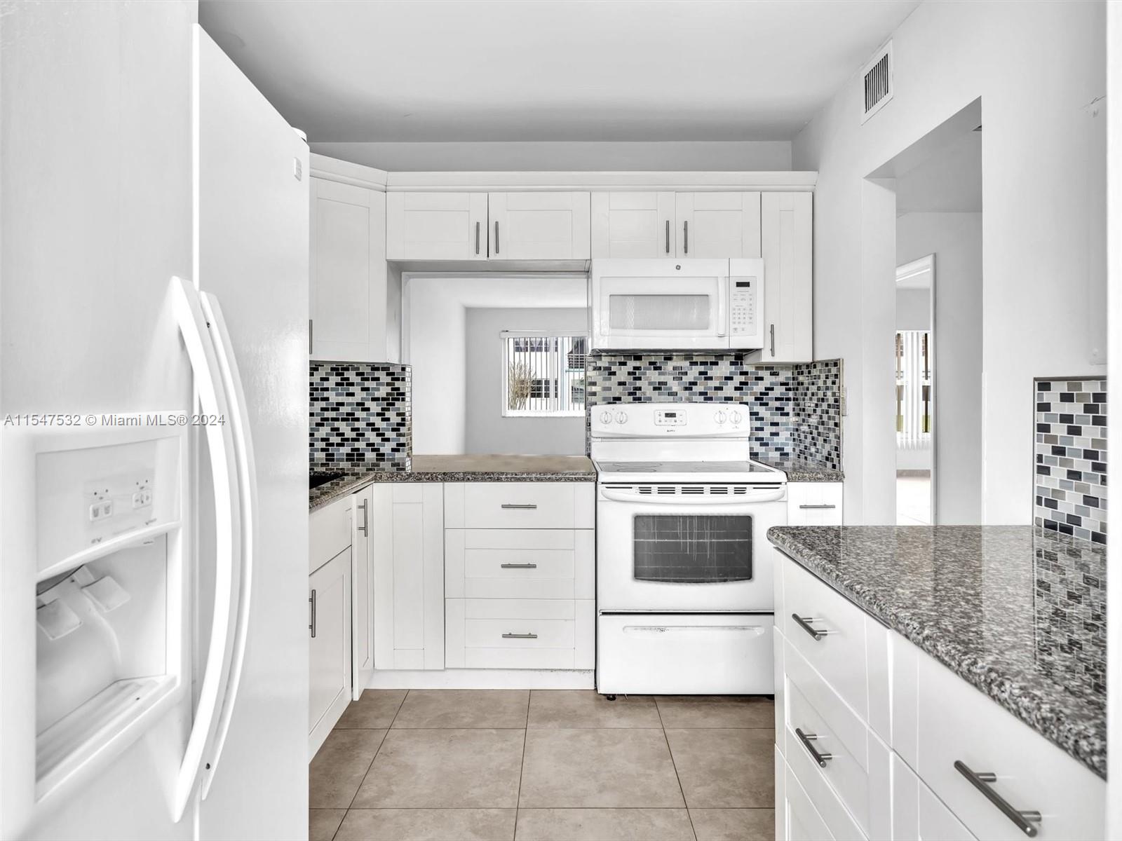 SHERIDAN LAKES CONDO APTS - Residential