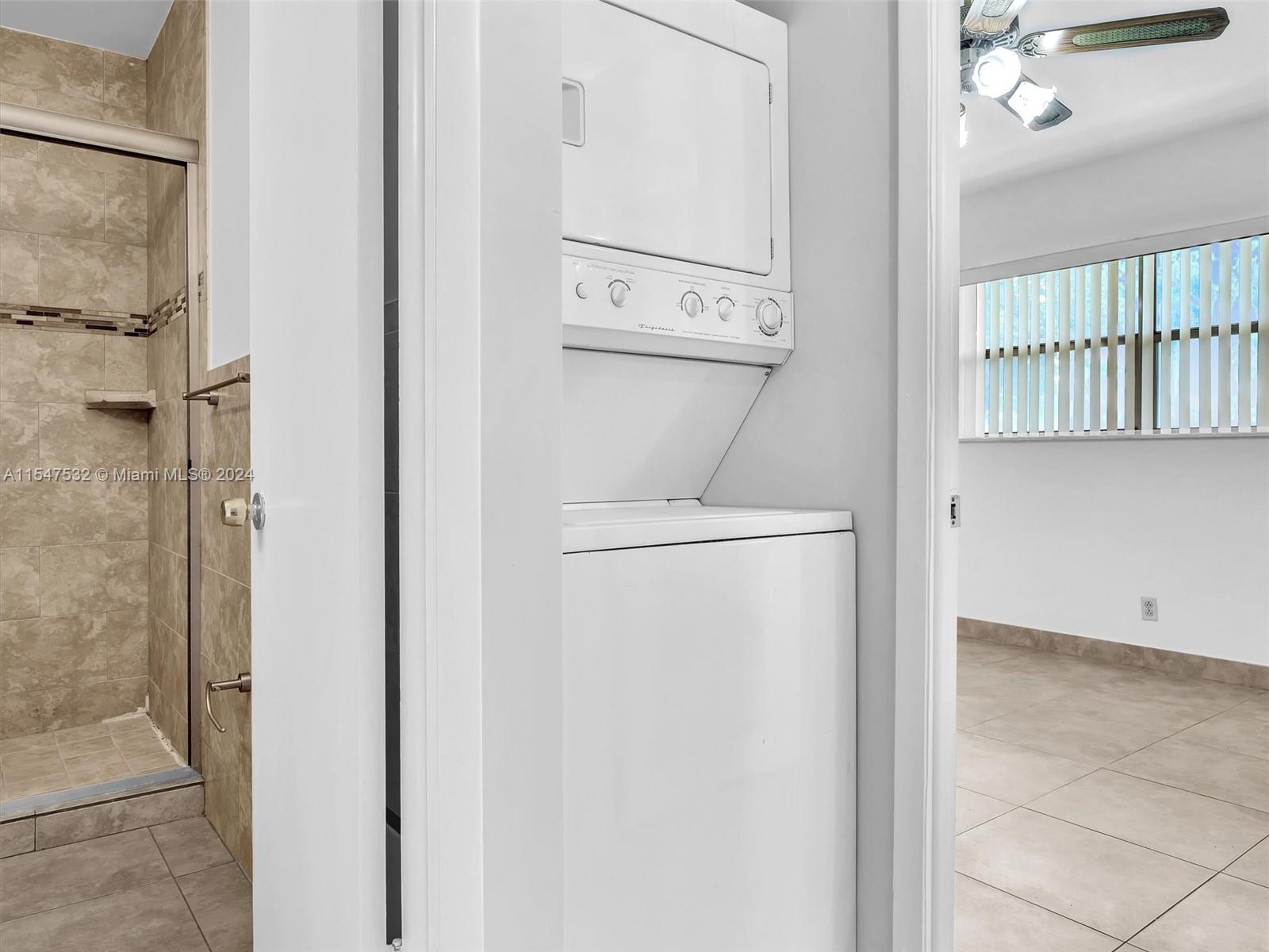 SHERIDAN LAKES CONDO APTS - Residential