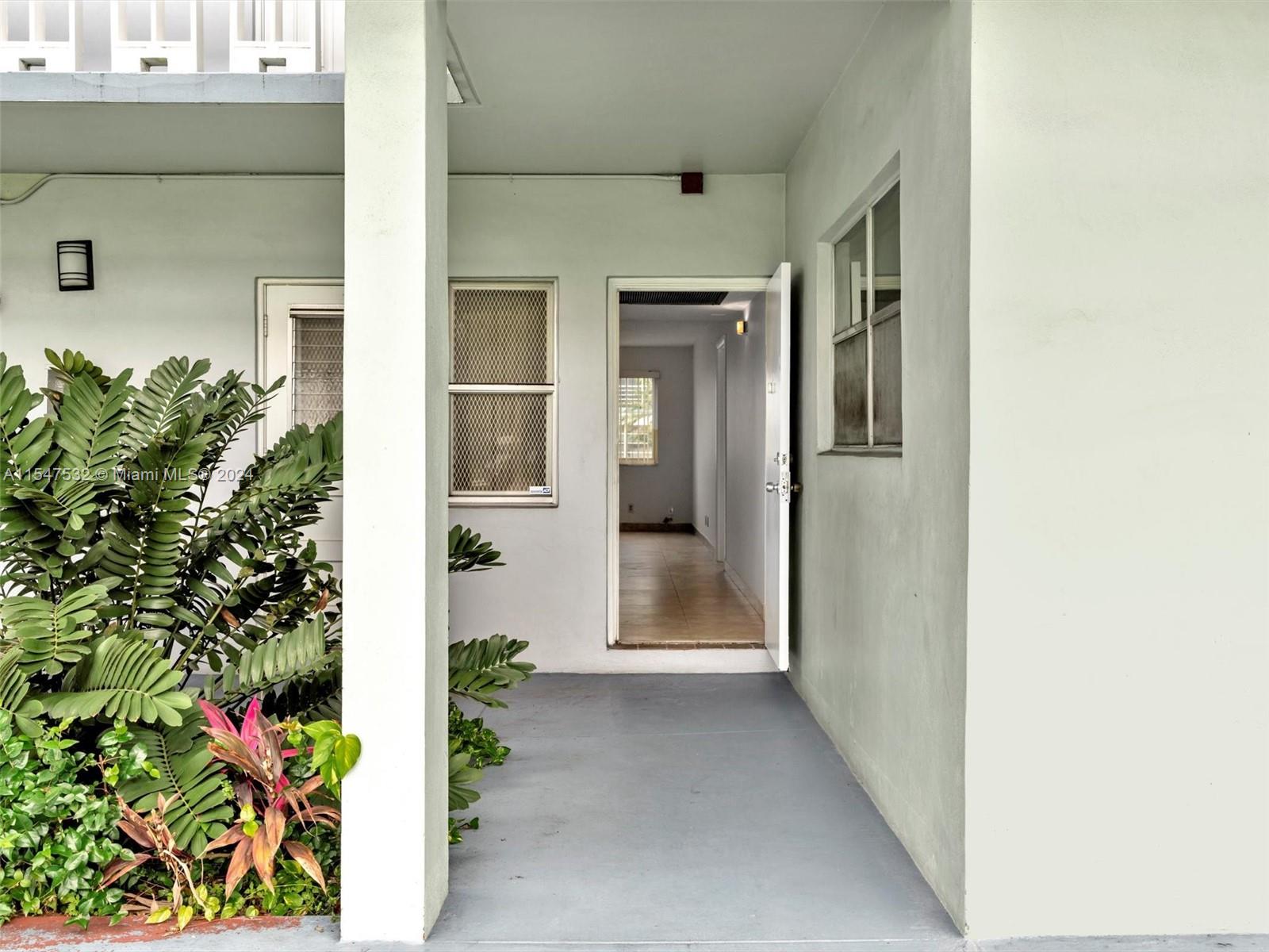 SHERIDAN LAKES CONDO APTS - Residential