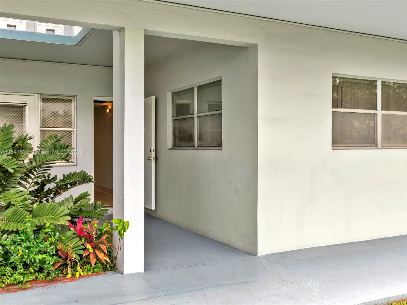 SHERIDAN LAKES CONDO APTS - Residential