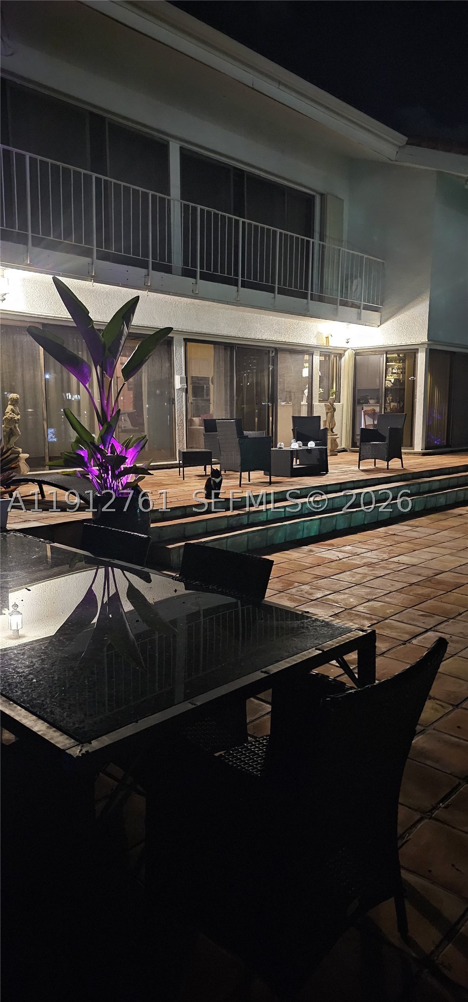 GOLDEN BEACH SEC E - Residential