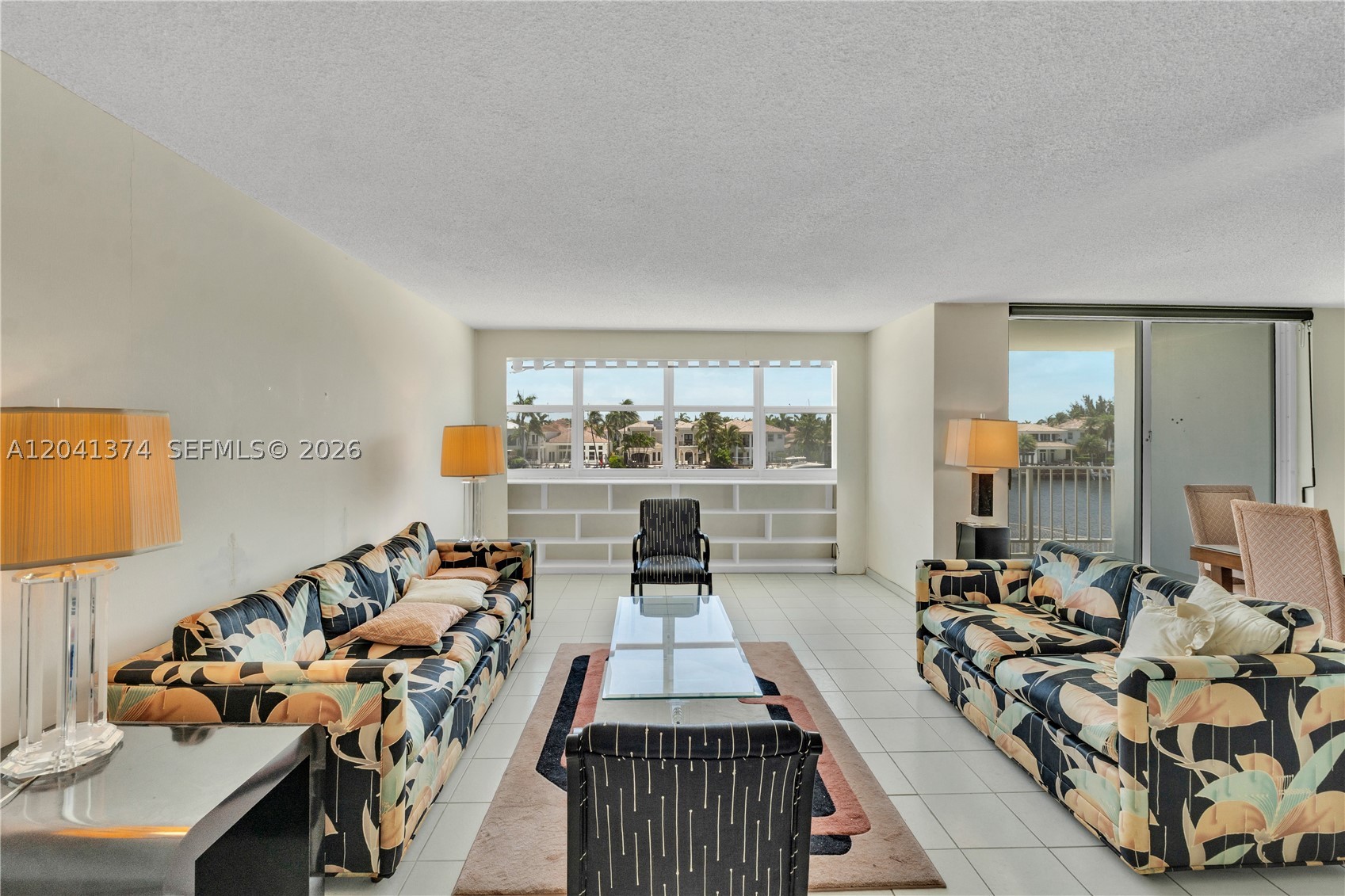 TRAFALGAR TOWERS CONDOMIN - Residential