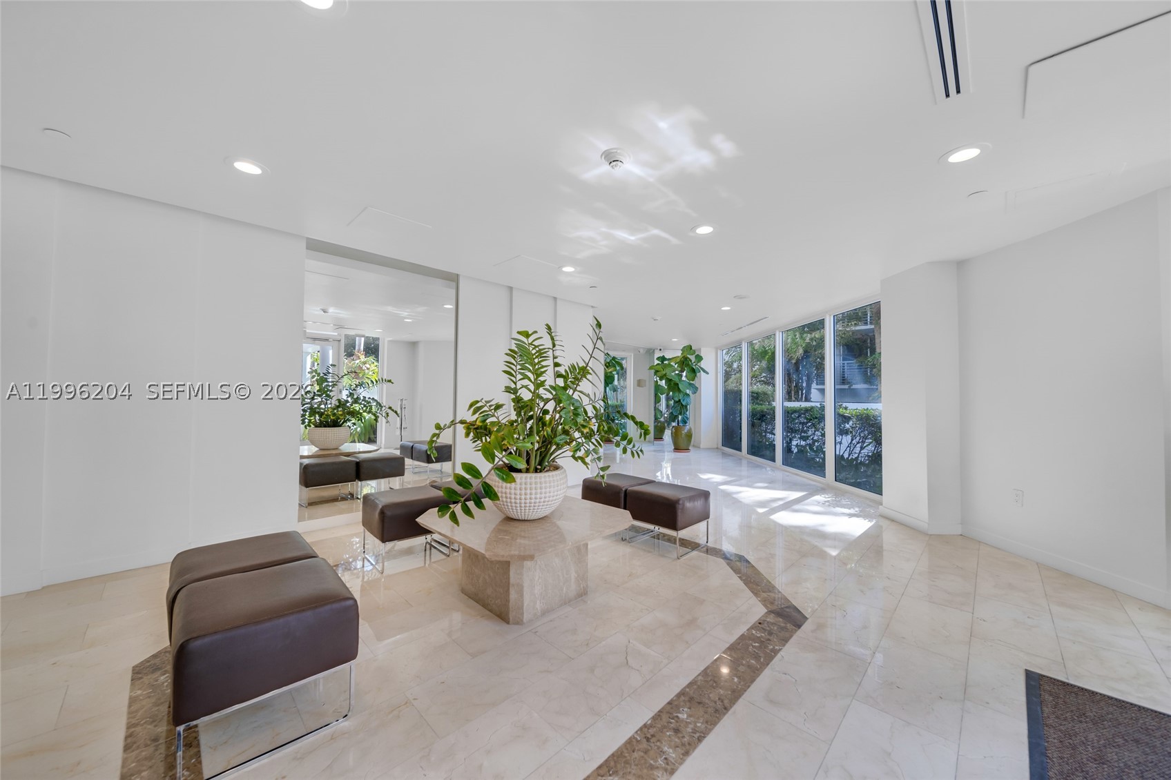 BAYVIEW PLAZA CONDO - Residential