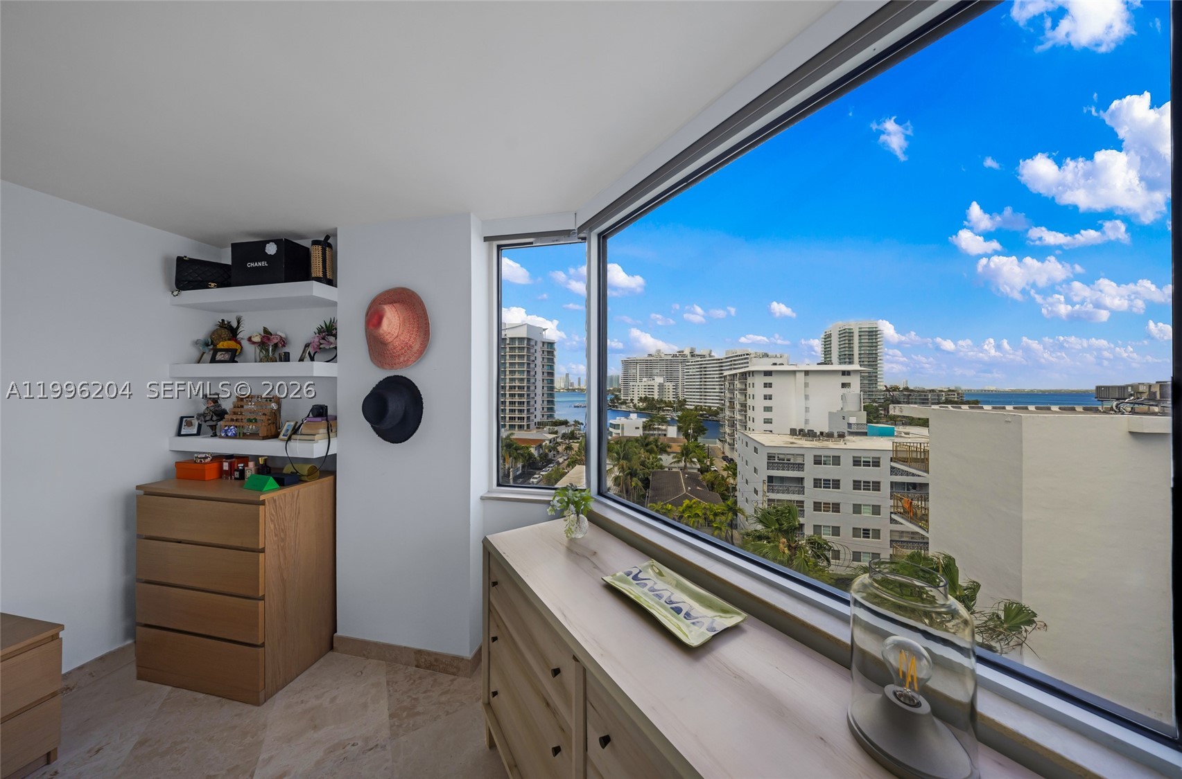 BAYVIEW PLAZA CONDO - Residential