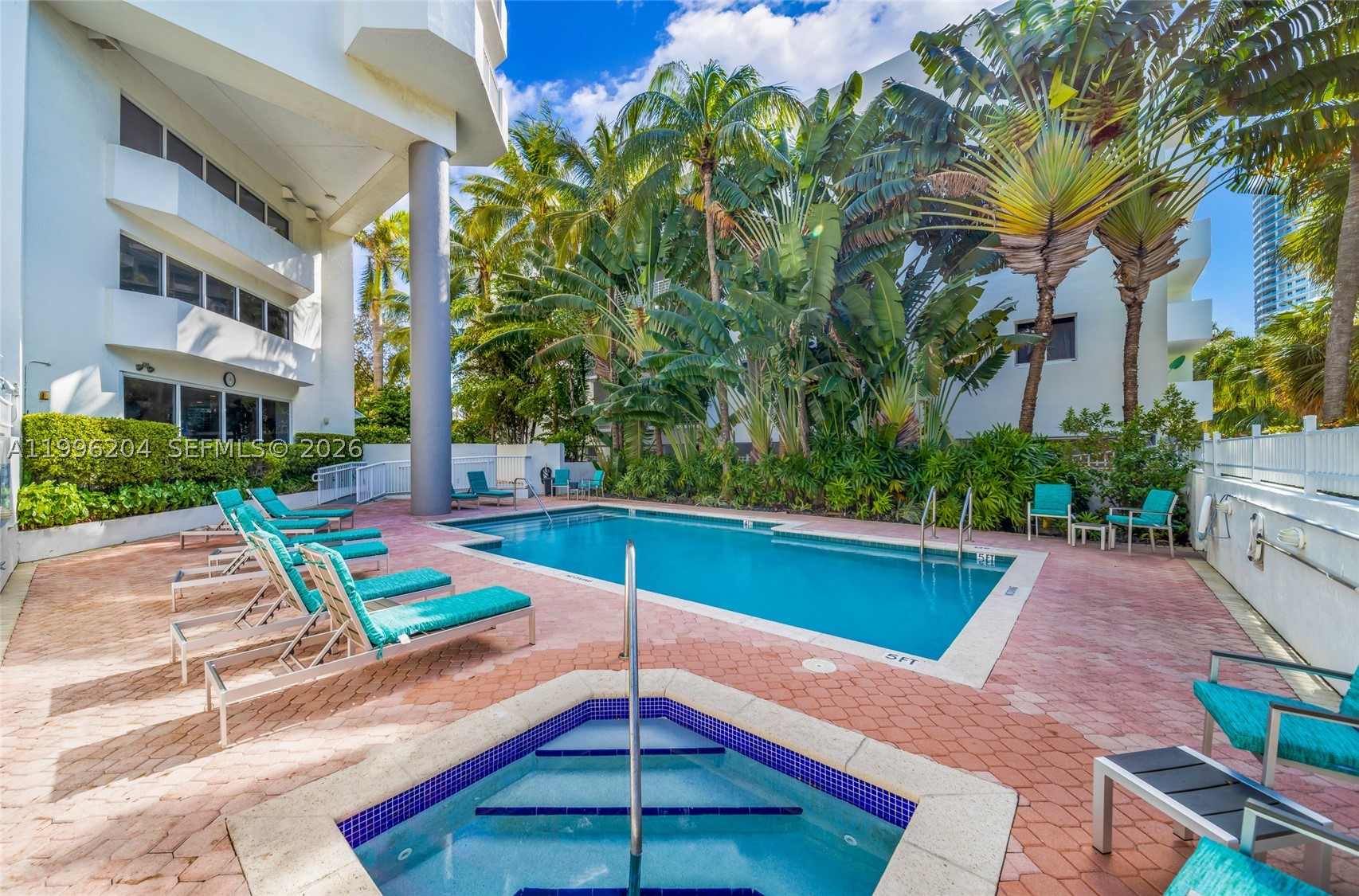 BAYVIEW PLAZA CONDO - Residential