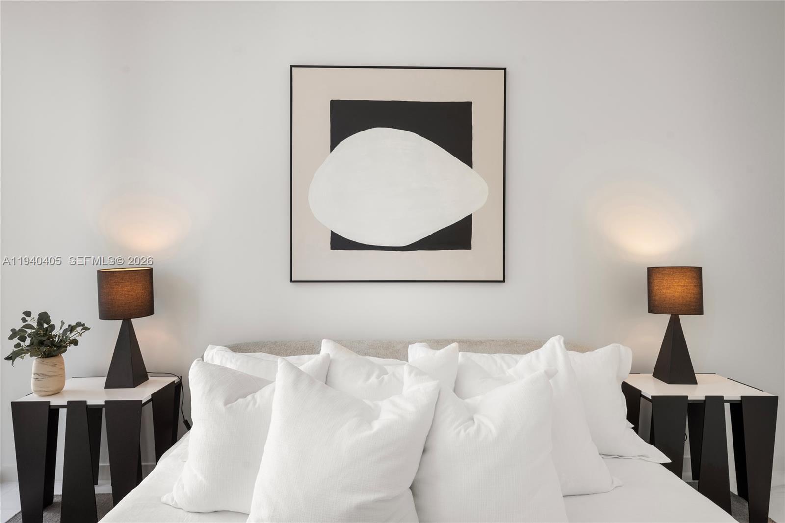 ASTON MARTIN RESIDENCES - Residential