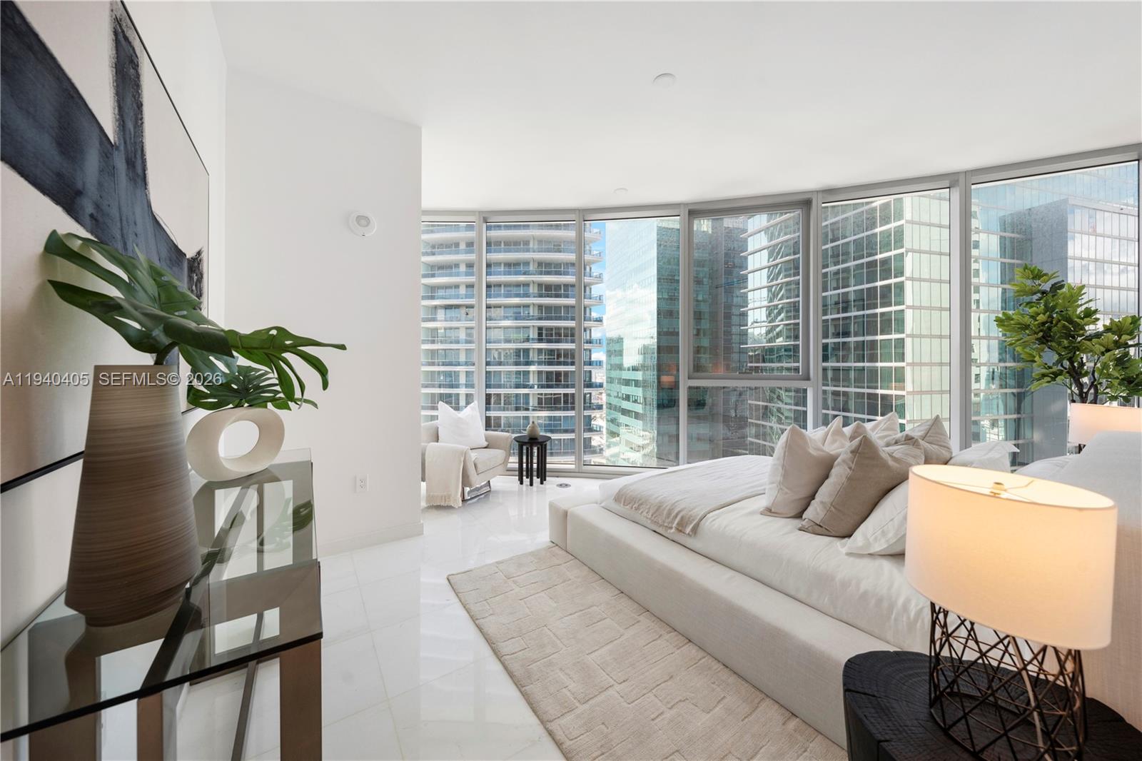 ASTON MARTIN RESIDENCES - Residential