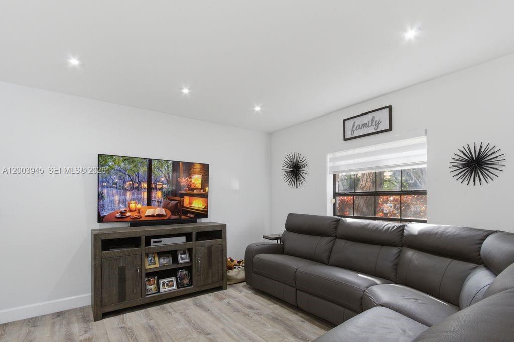 OPTIMA VILLAGE I-E CONDO - Residential