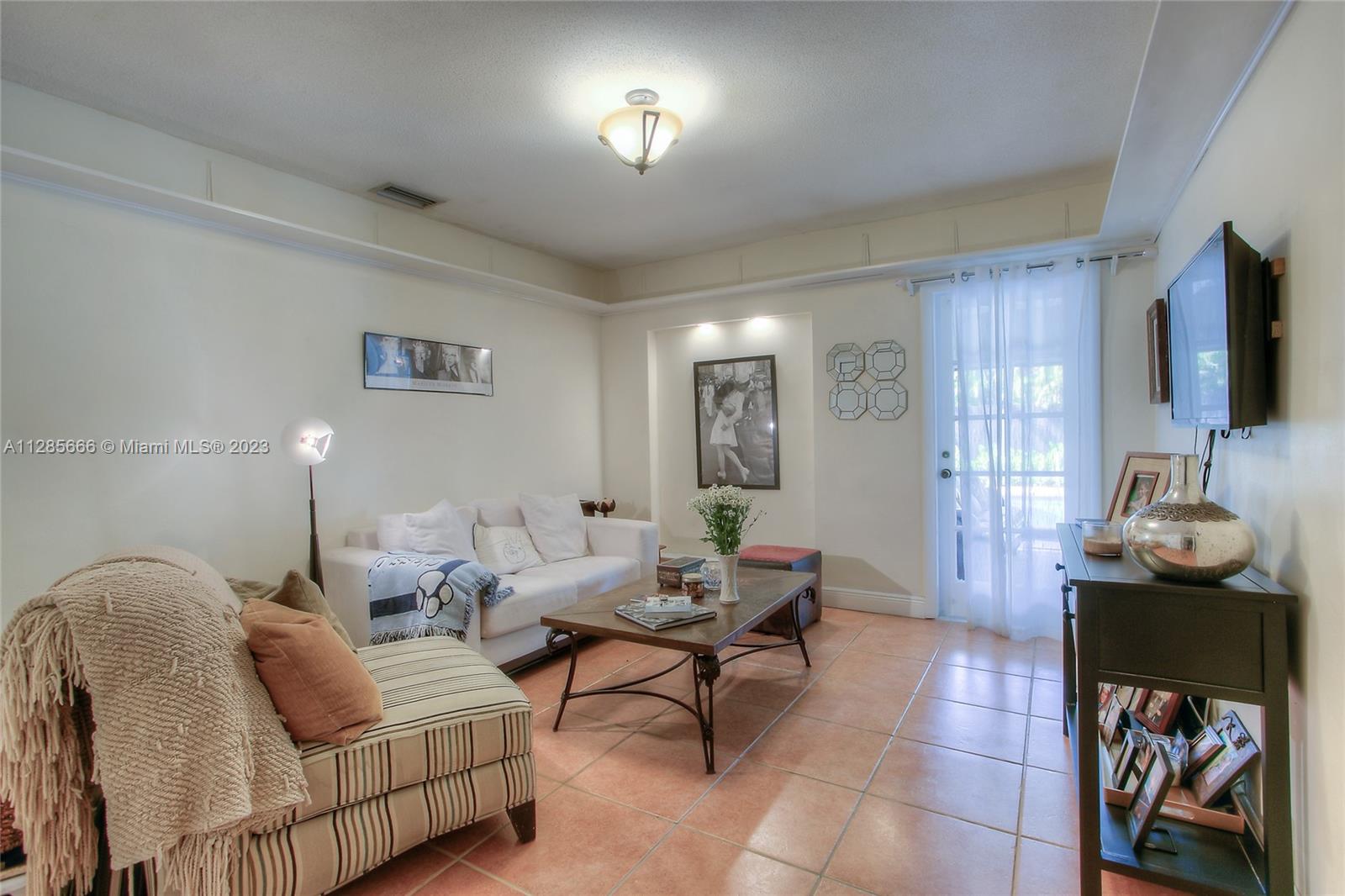 GRANADA GARDENS - Residential
