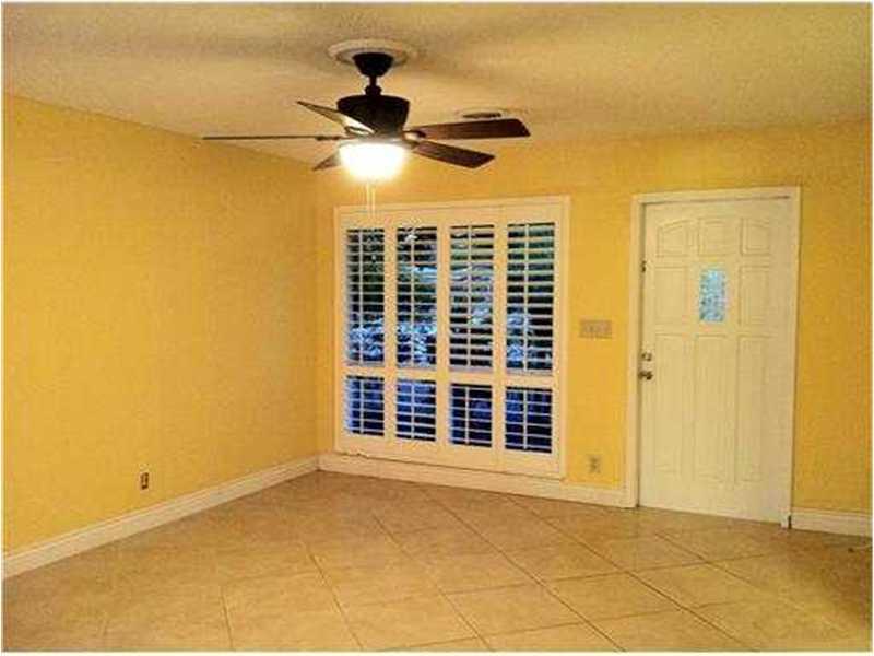FAIRLAWN 1ST ADD 43-31 B - Residential Lease