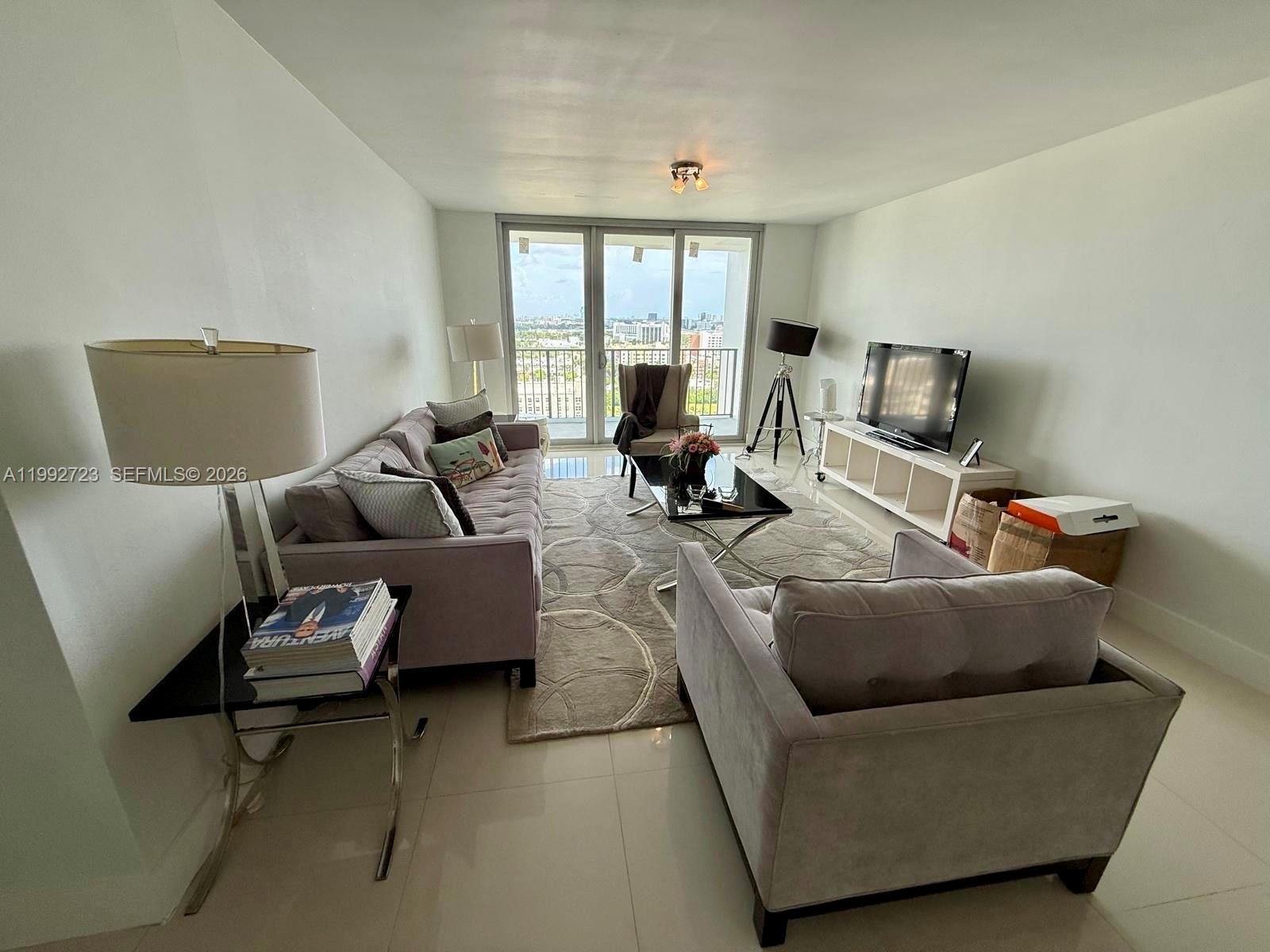 COMMODORE PLAZA CONDO - Residential