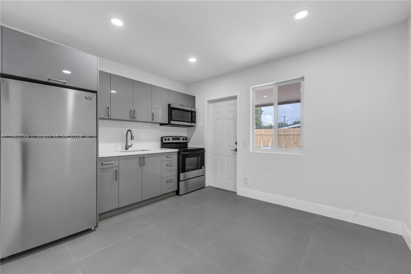 CORR PL FLAGAMI 2ND ADDN - Residential Lease