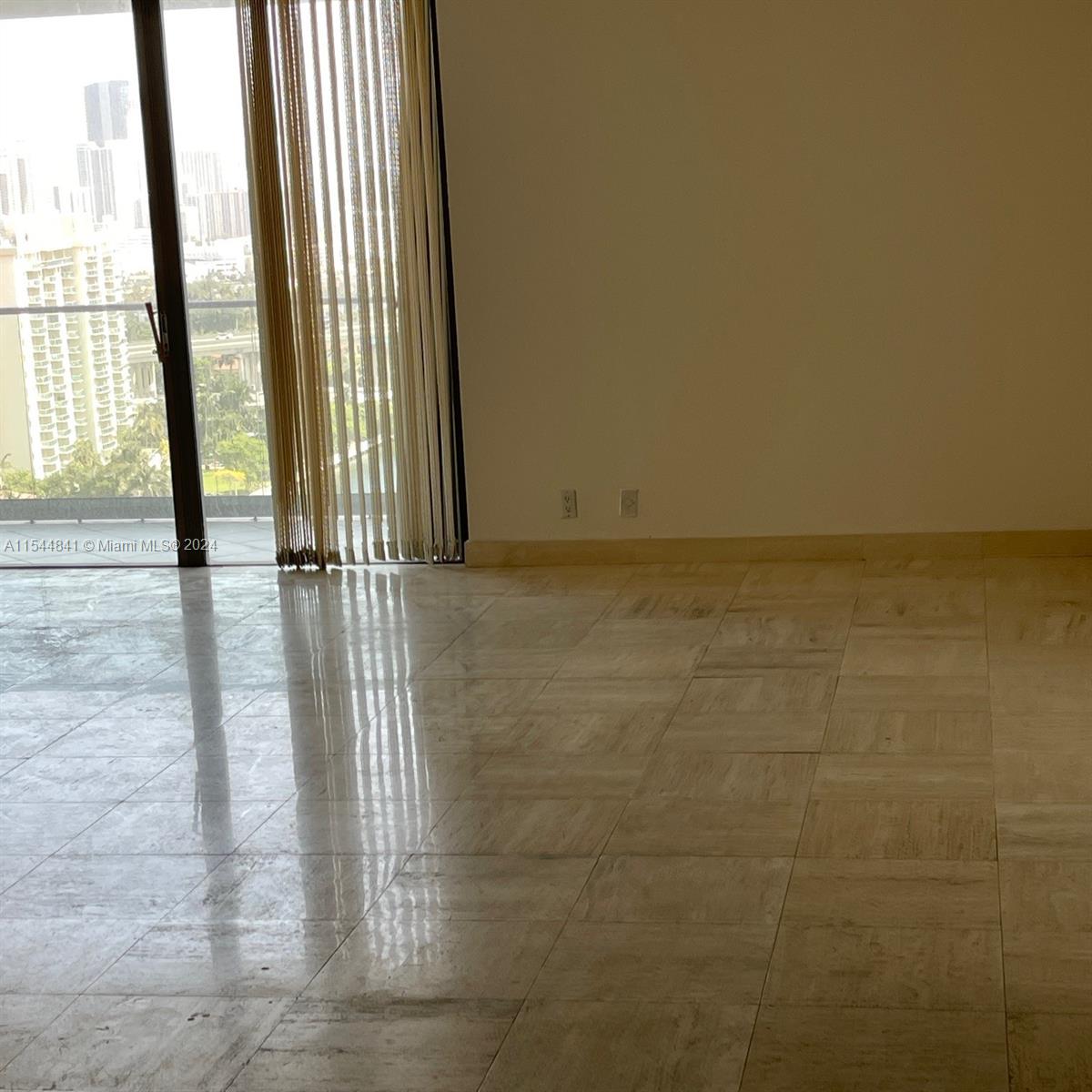 TURNBERRY ISLE CONDO - Residential Lease