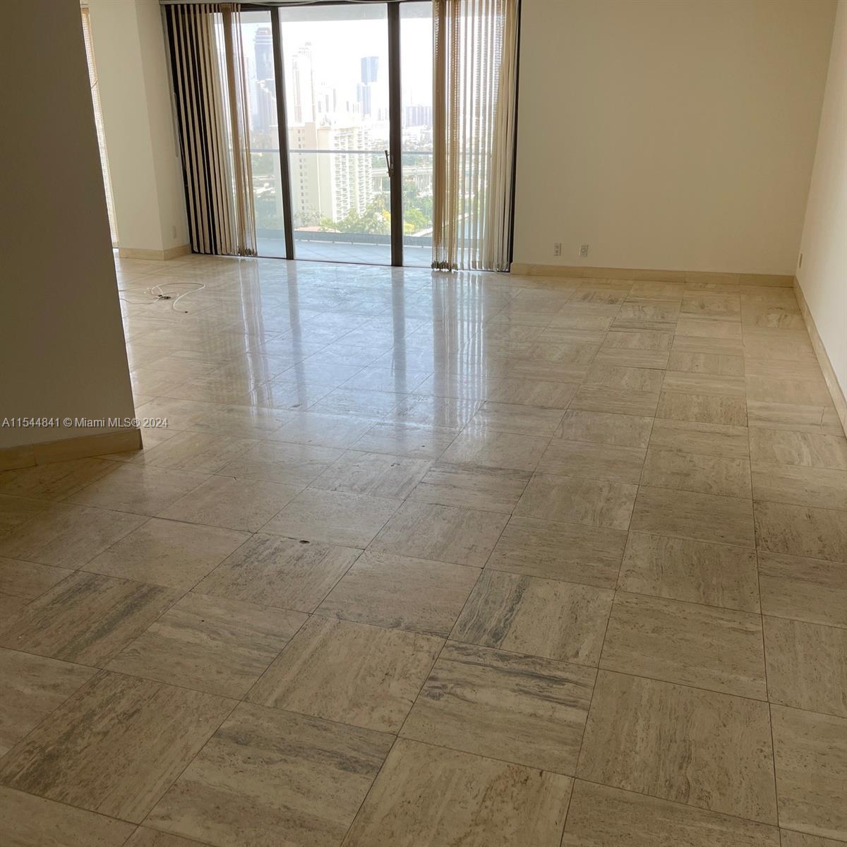 TURNBERRY ISLE CONDO - Residential Lease