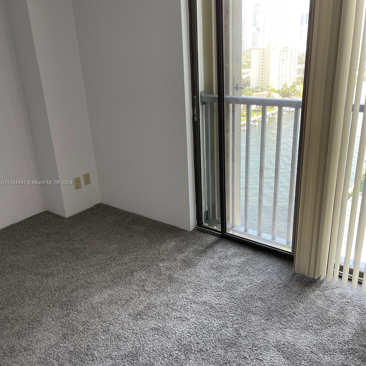 TURNBERRY ISLE CONDO - Residential Lease