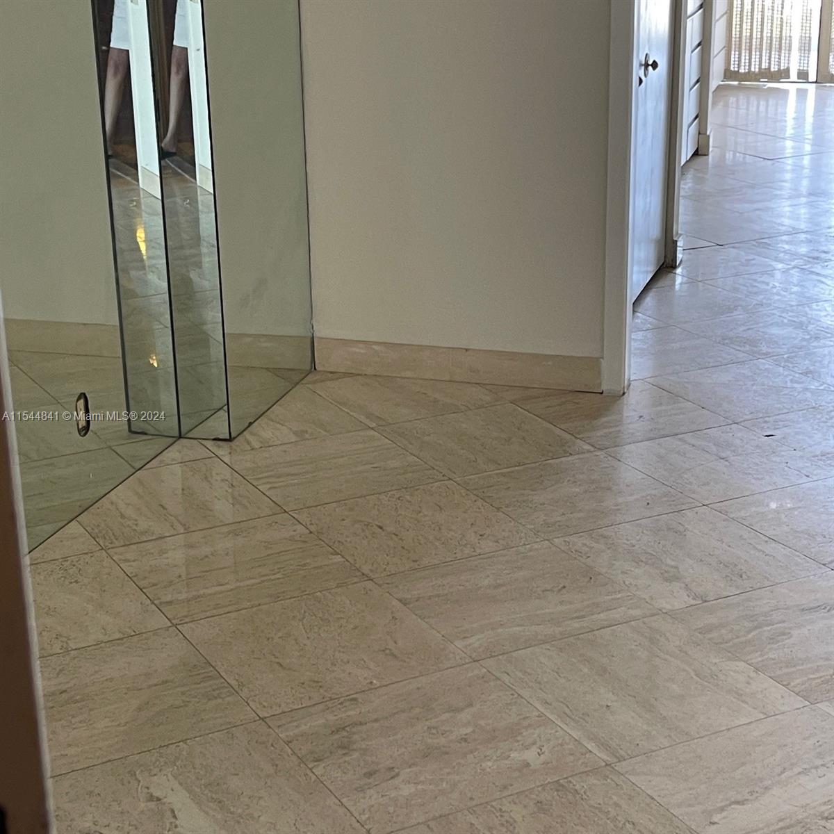 TURNBERRY ISLE CONDO - Residential Lease