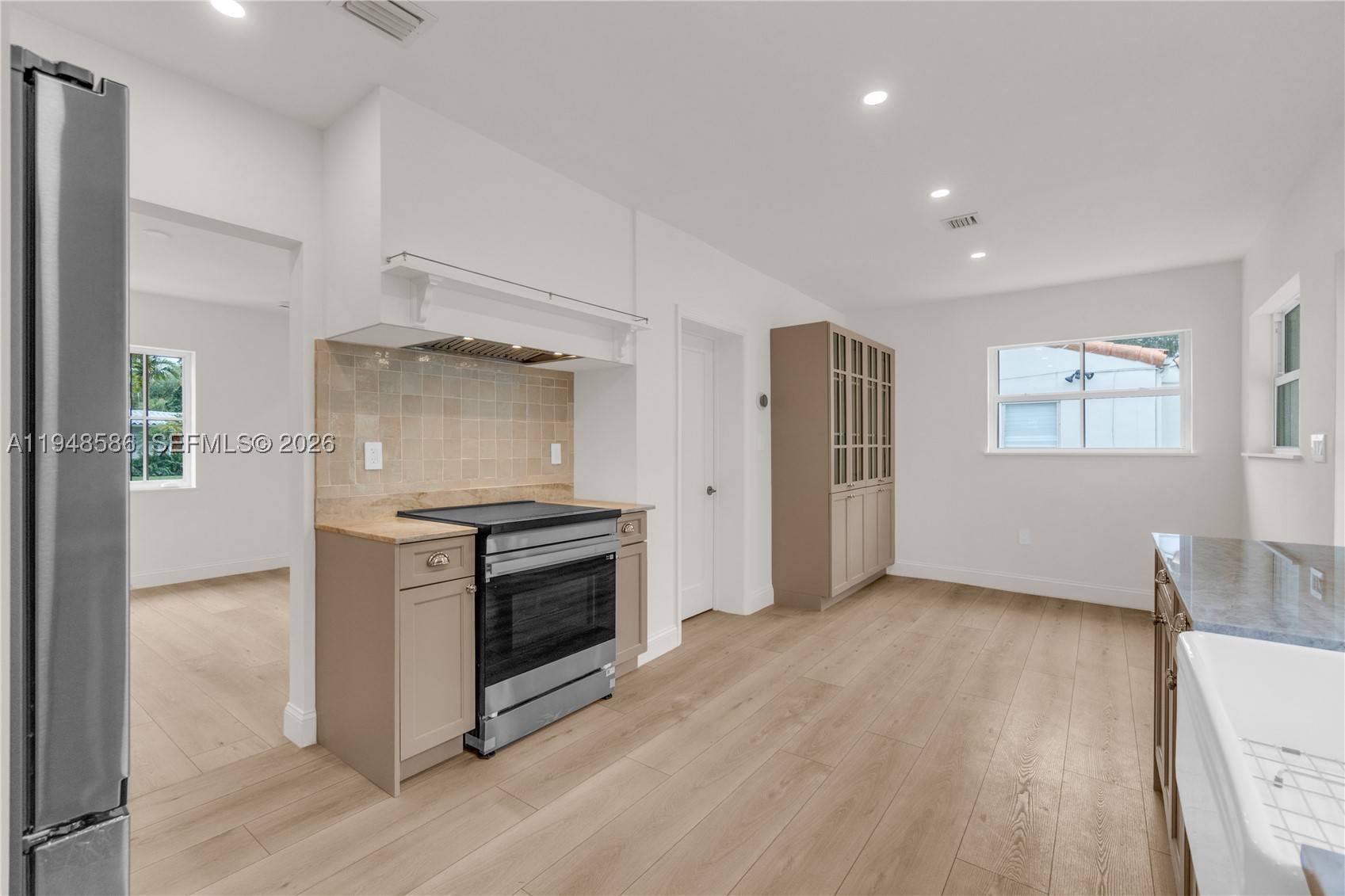 MIAMI SHORES SEC 6A - Residential
