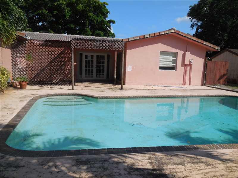 KIMBERLY FOREST 68-31 B - Residential