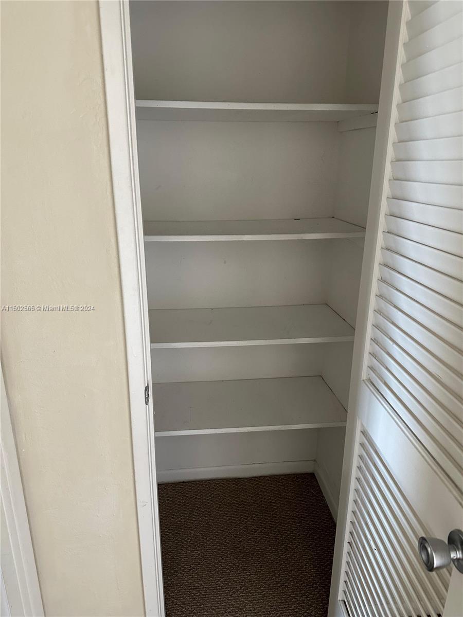 OCEANVIEW BUILDING B COND - Residential Lease