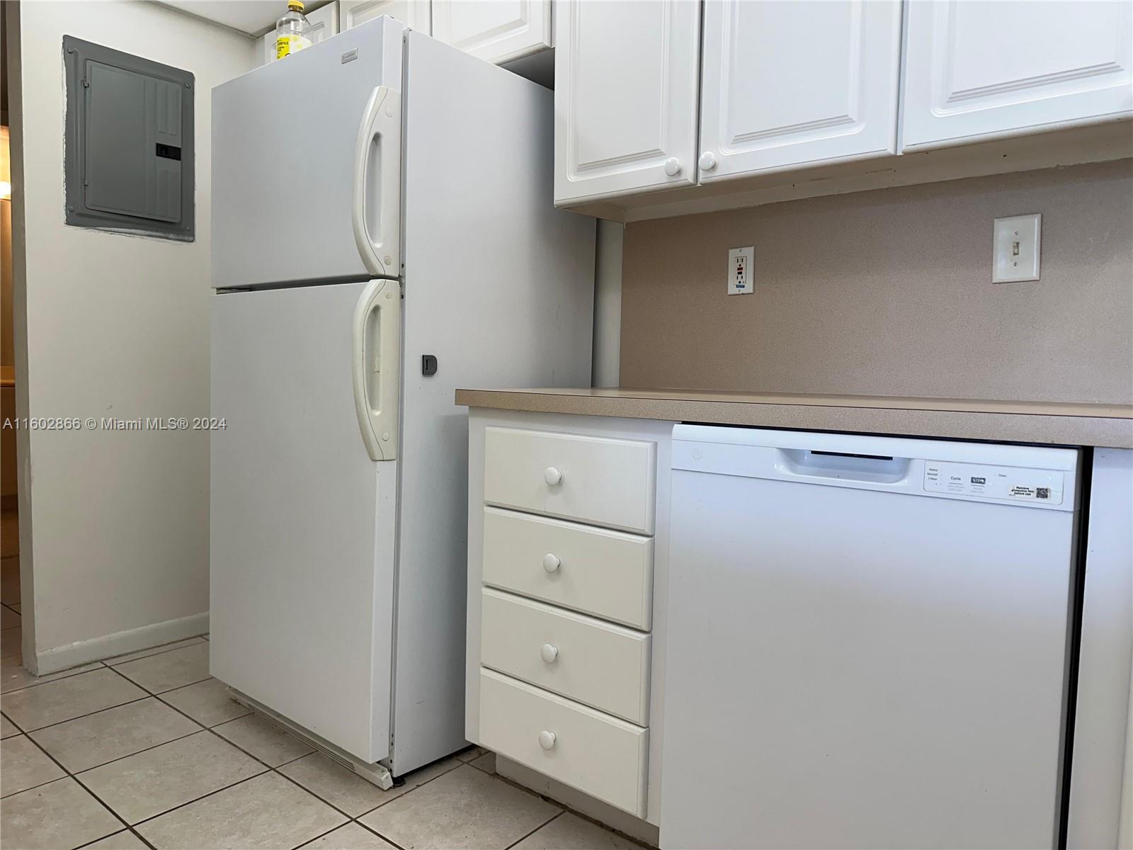 OCEANVIEW BUILDING B COND - Residential Lease