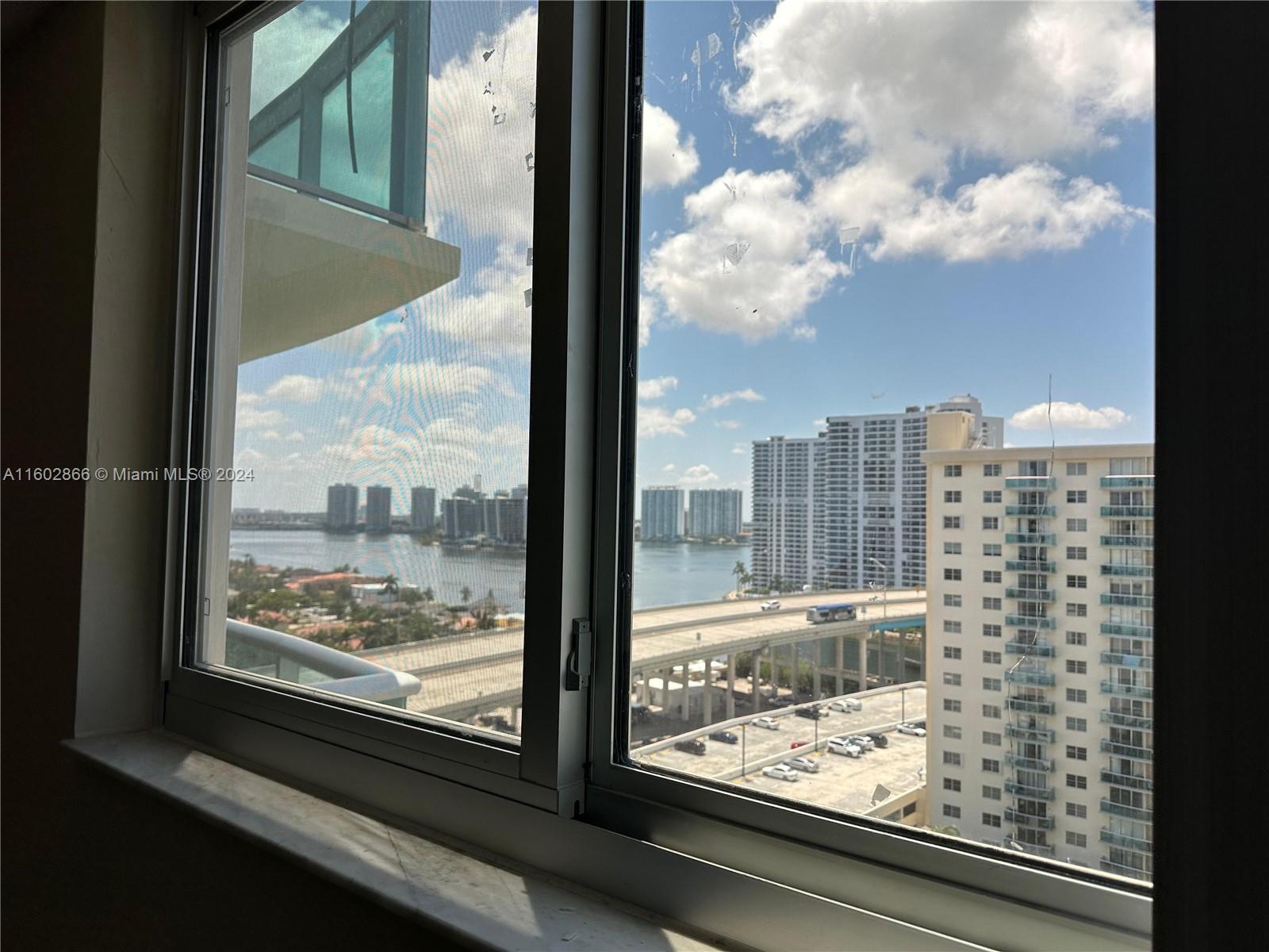 OCEANVIEW BUILDING B COND - Residential Lease