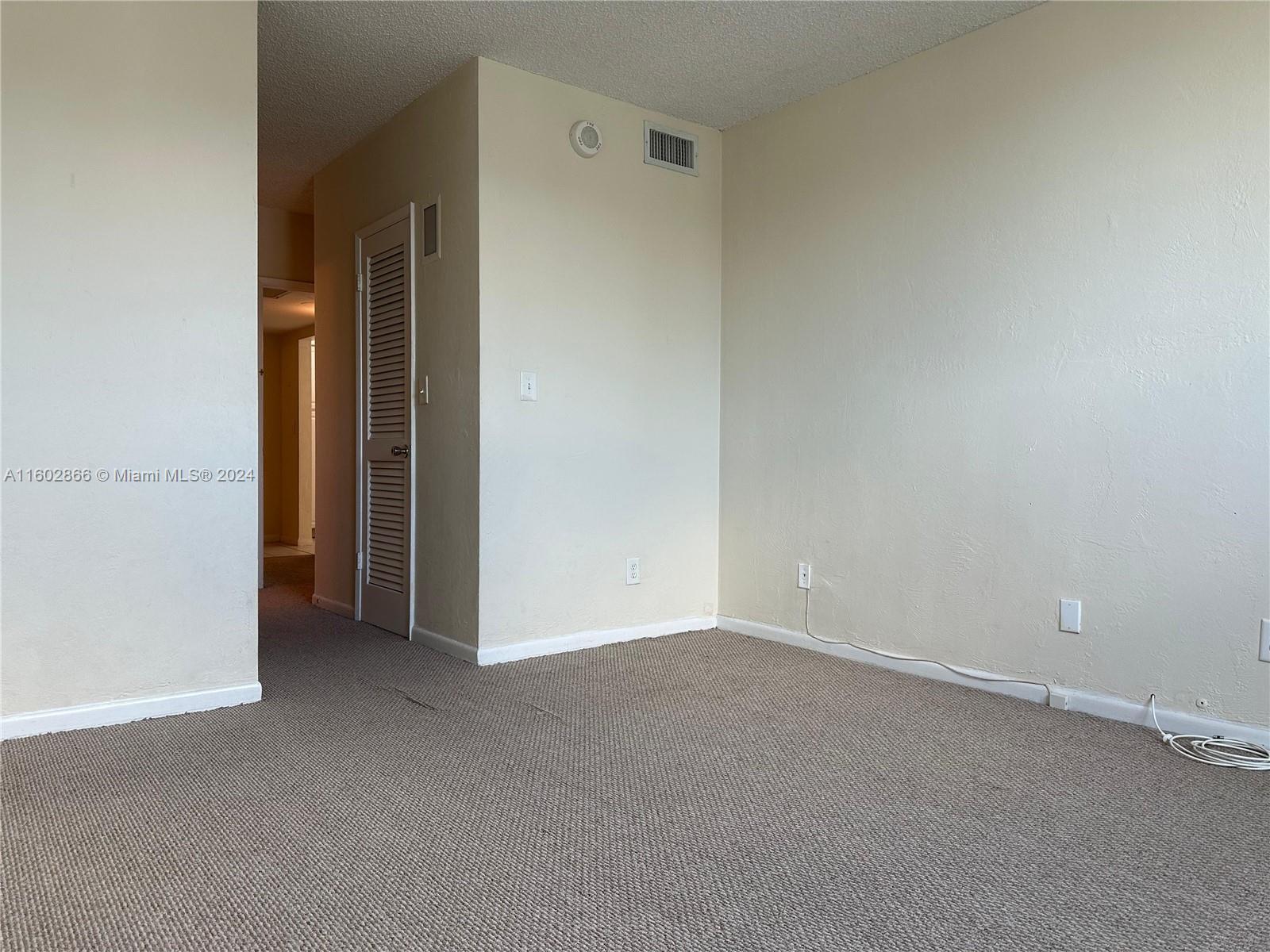 OCEANVIEW BUILDING B COND - Residential Lease