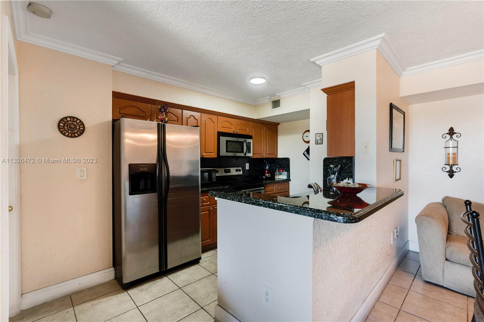 KENDALL LAKE TOWERS CONDO - Residential