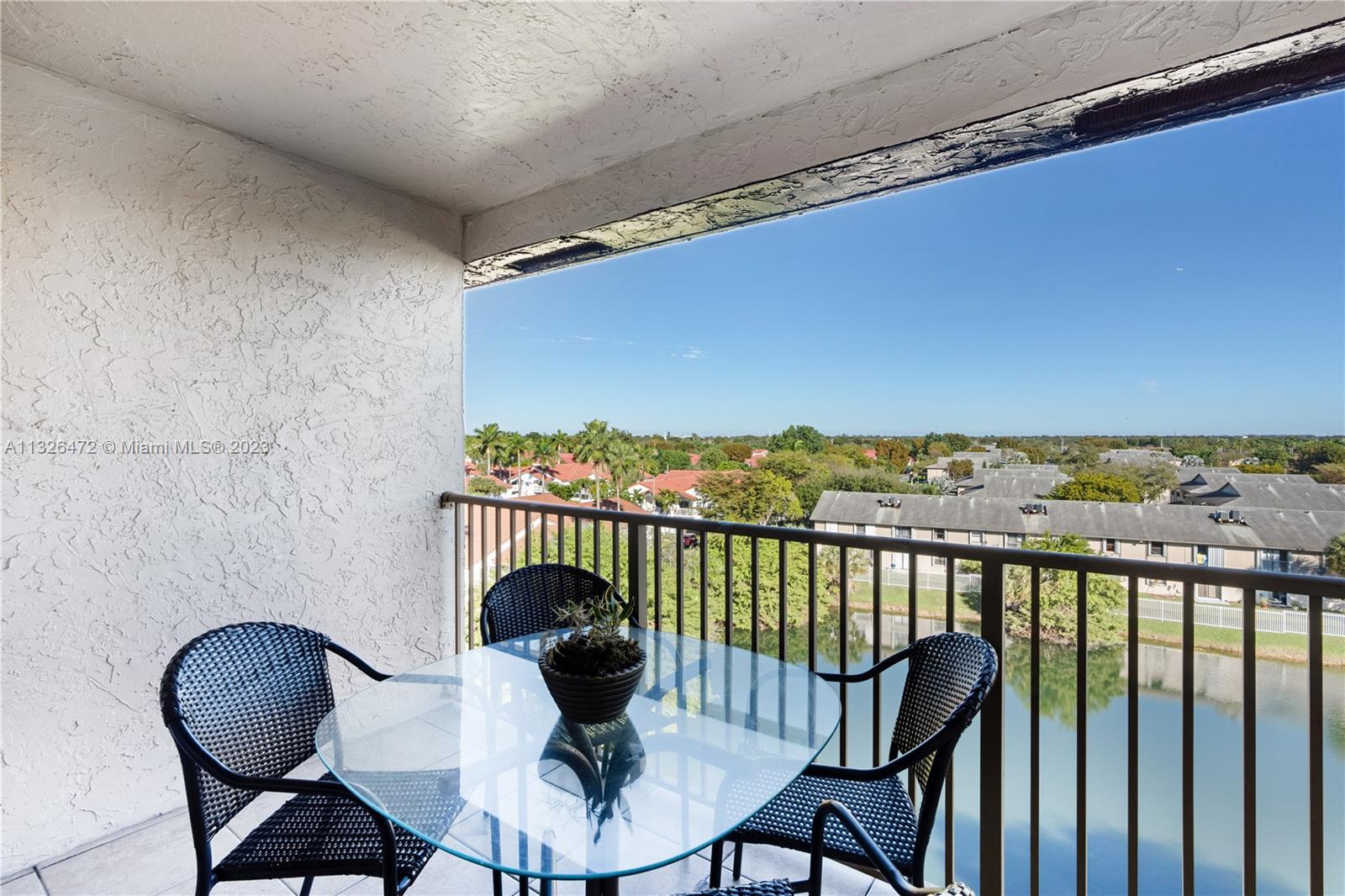 KENDALL LAKE TOWERS CONDO - Residential